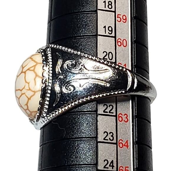 Silver Tone Ring Sz 10 Unsigned Crackle Design Cabochon - Picture 4 of 5